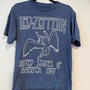 Led Zeppelin Falling Icarus 1977 Concert Crew Neck Short Sleeve Graphic Tee
